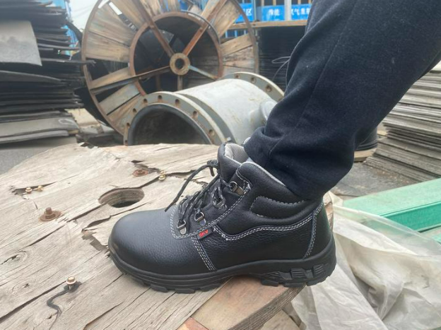 Outsole Materials, Types and Core Functions